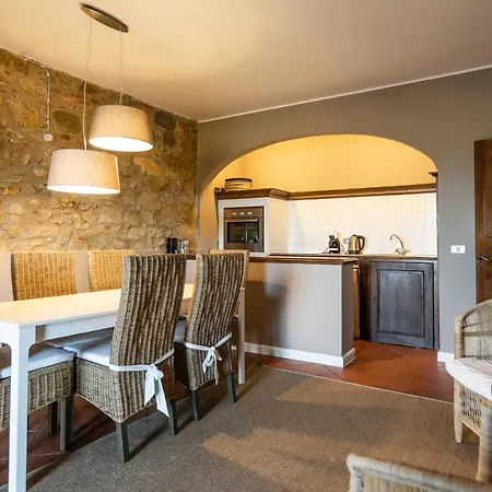 Assolata Aparthotel Bucine